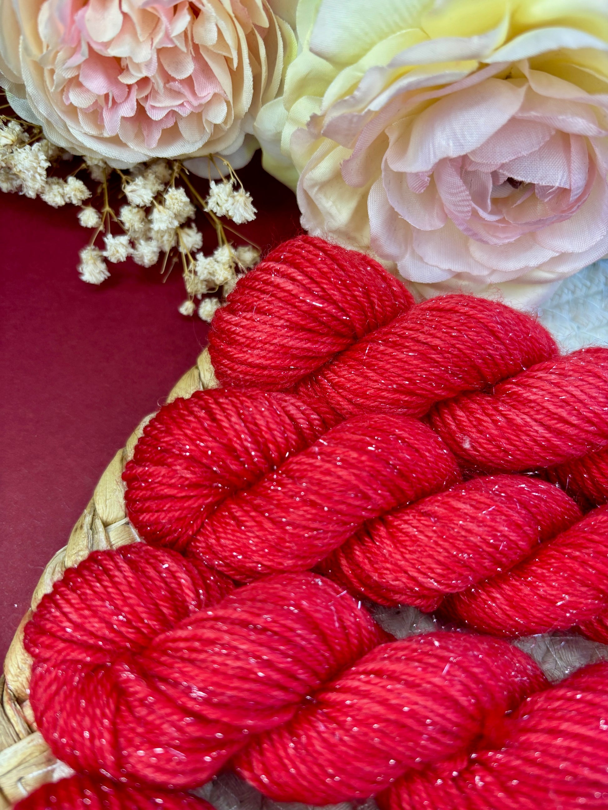 Laine pailletée fingering couleur pomme d'amour