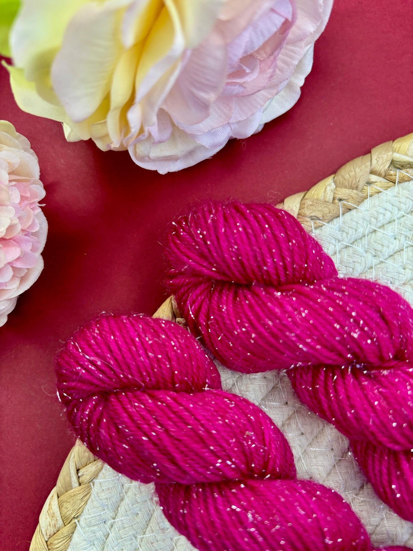 Laine pailletée fingering couleur pivoine