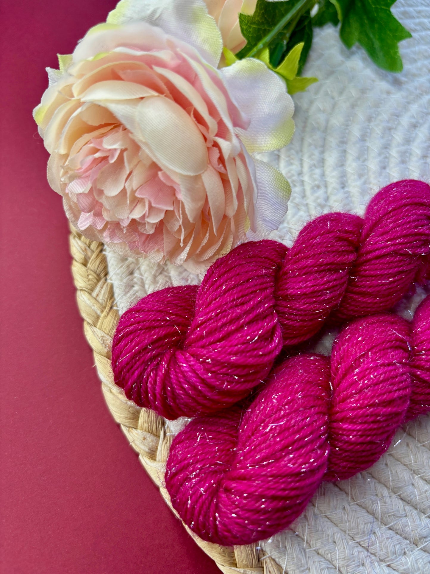 Laine pailletée fingering couleur pivoine