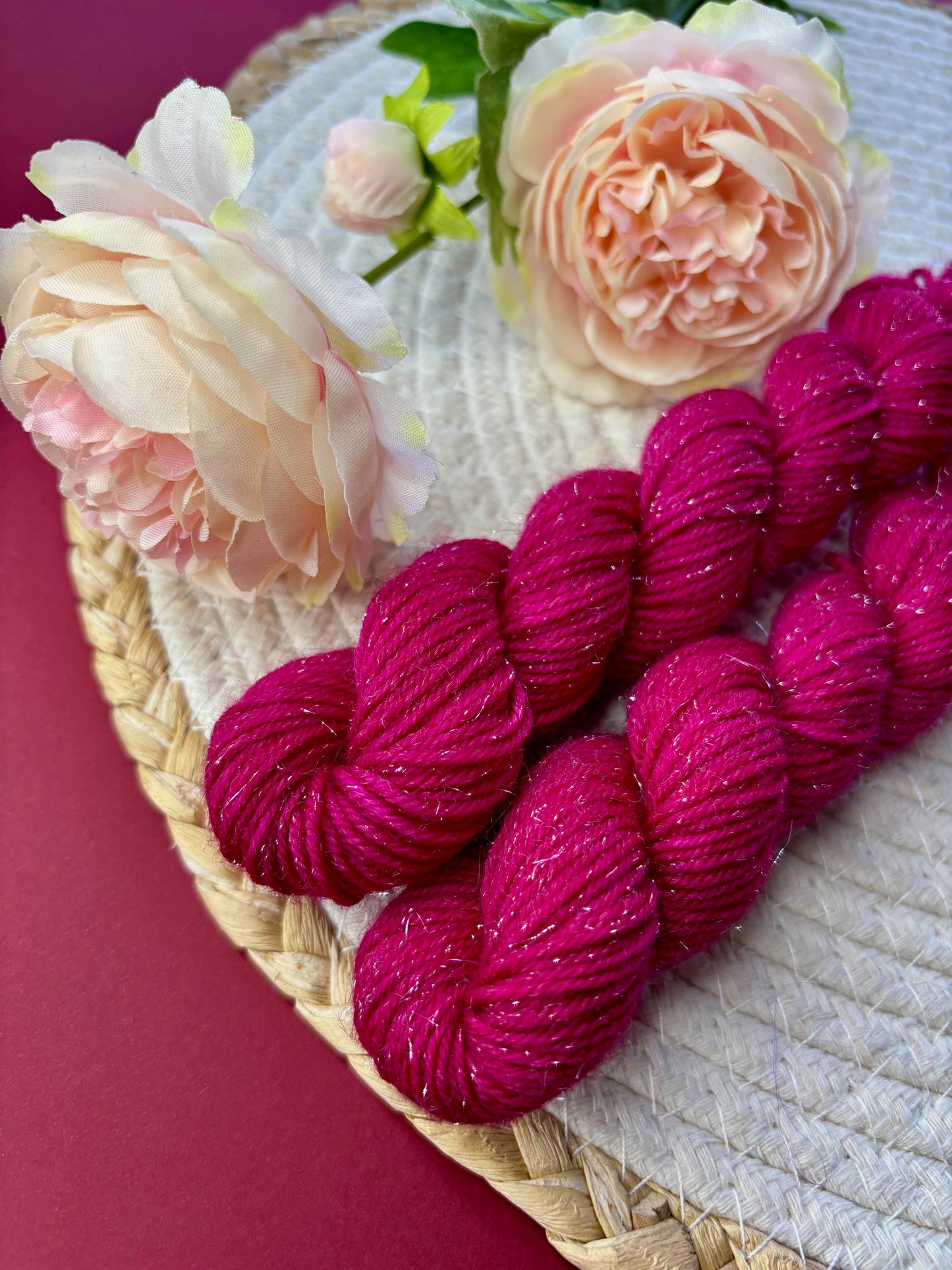 Laine pailletée fingering couleur pivoine