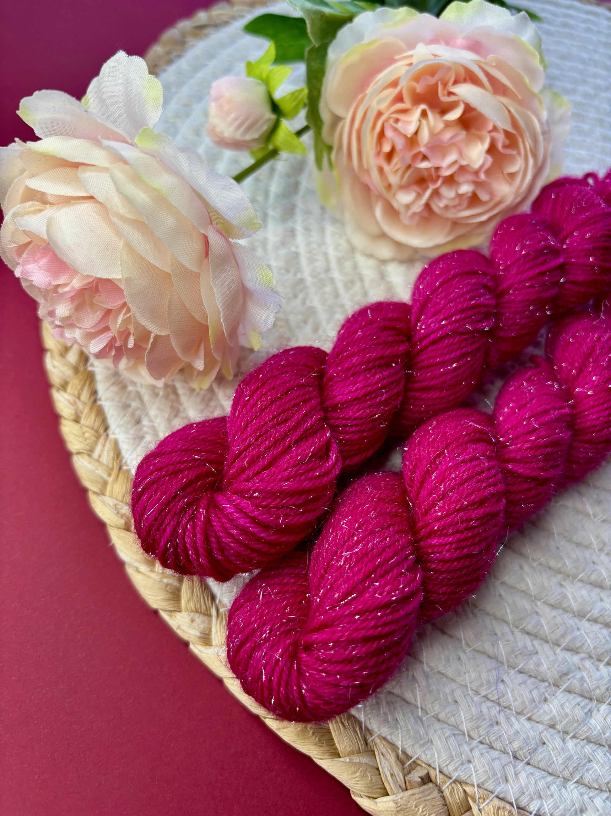 Laine pailletée fingering couleur pivoine