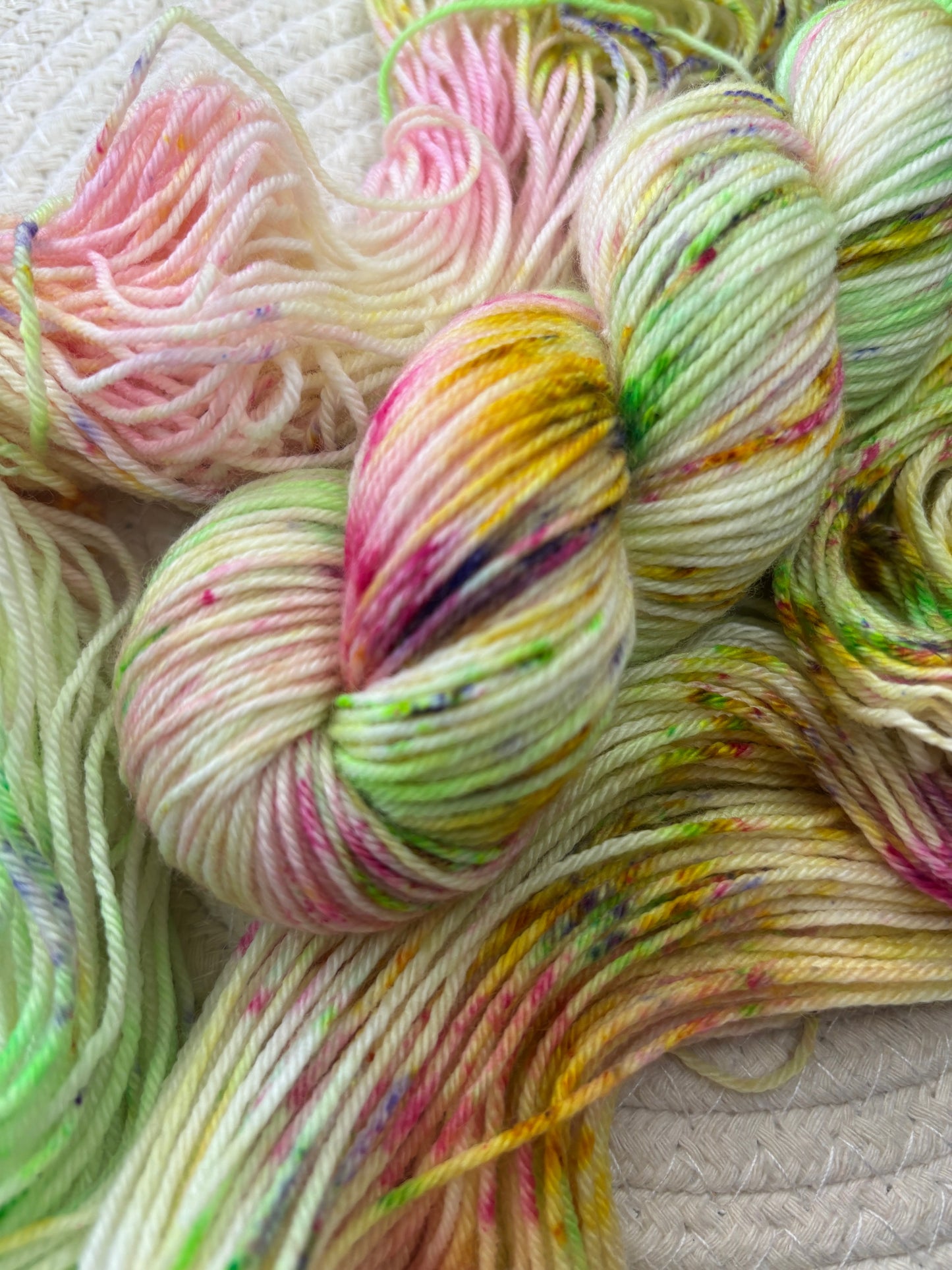Merino's socks Garden Party