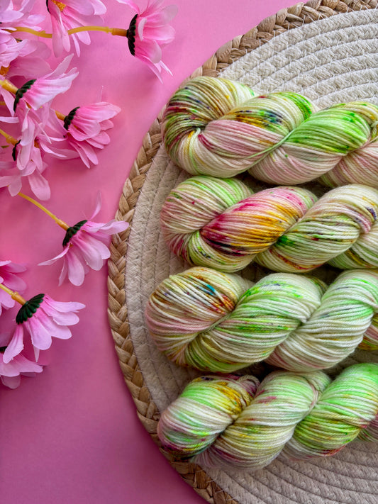 Merino's socks Garden Party